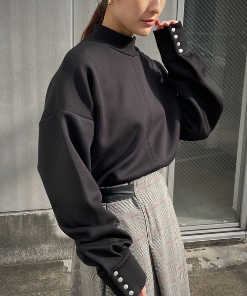 &g'aime(アンジェム)の「【&g’aime】ポンチボリュームトップス(Tシャツ/カットソー・レディース・ホワイト/ブラック/ベージュ/カーキ・FREE)」の21枚目の写真