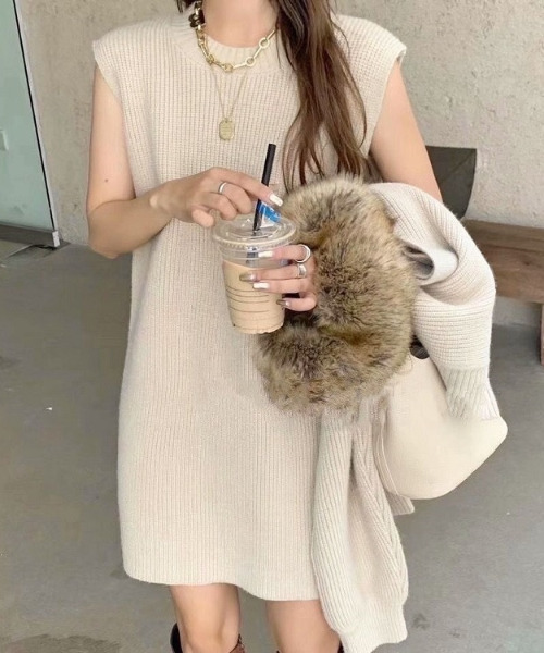 emi+（エミプラス）の「ハイネックリブニット＋ノースリーブワンピース２点セット（ワンピース・レディース・ブラック/アイボリー/モカ/グレー/ライトカーキ/ブラウン/ボルドー/ネイビー・FREE）」の9枚目の写真