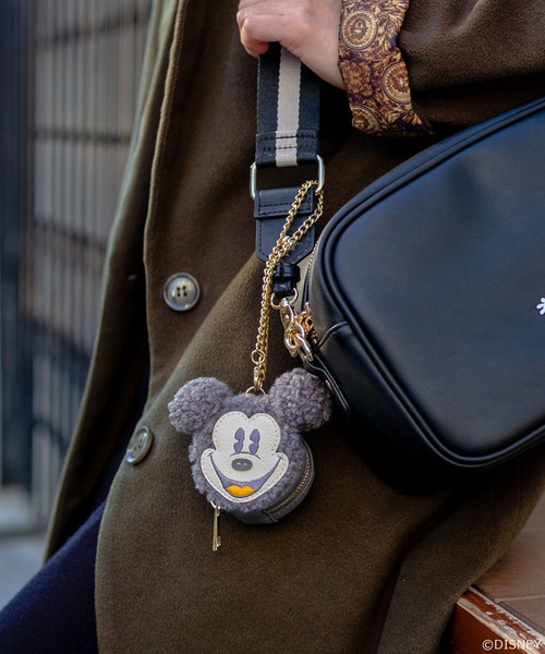 セール ミッキーマウス ボアチャーム ポーチ Disney ディズニー のファッション通販 Zozotown