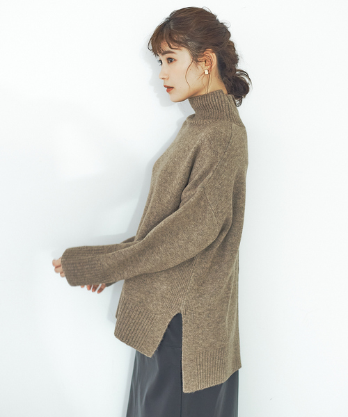 abahouse mavie(アバハウスマヴィ)の「ストレッチ混ふわタートルネック(ニット/セーター・レディース・ライトブルー/アイボリー/ダークベージュ/ラベンダー/ブラック/ブラウン系その他・フリー)」の1枚目の写真