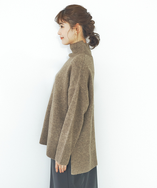 abahouse mavie(アバハウスマヴィ)の「ストレッチ混ふわタートルネック(ニット/セーター・レディース・ライトブルー/アイボリー/ダークベージュ/ラベンダー/ブラック/ブラウン系その他・フリー)」の16枚目の写真