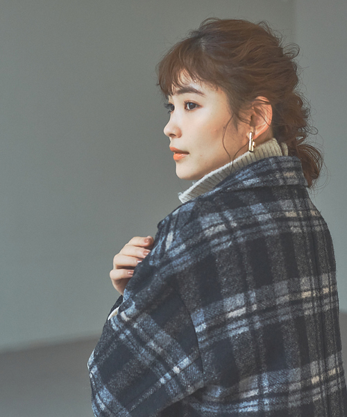 abahouse mavie(アバハウスマヴィ)の「ストレッチ混ふわタートルネック(ニット/セーター・レディース・ライトブルー/アイボリー/ダークベージュ/ラベンダー/ブラック/ブラウン系その他・フリー)」の17枚目の写真