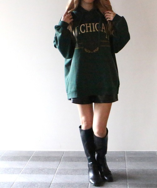 one way(ワンウェイ)の「【oneway Jeans】MICHIGAN刺繍ロゴパーカー(パーカー・メンズ・ブラック/ベージュ/レッド/ブルー/グリーン・FREE)」の3枚目の写真