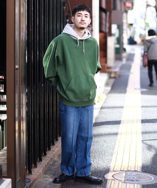 BEAMS（ビームス）の「BEAMS / ルーズ 2トーン フーディー（パーカー