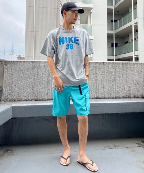 NIKE SB(ナイキエスビー)の「NIKE SB/ナイキエスビー ブランドロゴ グラフィック スケートボードTシャツ DN7288-063(Tシャツ/カットソー・メンズ・グレー・2XL/M/L/XS/XL/S)」の10枚目の写真