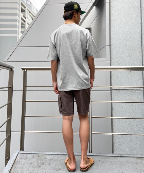 NIKE SB(ナイキエスビー)の「NIKE SB/ナイキエスビー ブランドロゴ グラフィック スケートボードTシャツ DN7288-063(Tシャツ/カットソー・メンズ・グレー・2XL/M/L/XS/XL/S)」の17枚目の写真