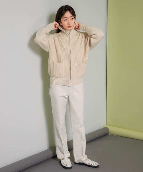 KBF(ケイビーエフ)の「スタンドカラーカーディガン(ニット/セーター・レディース・ピンク/ブルー系その他/ライトベージュ・ONE)」の7枚目の写真