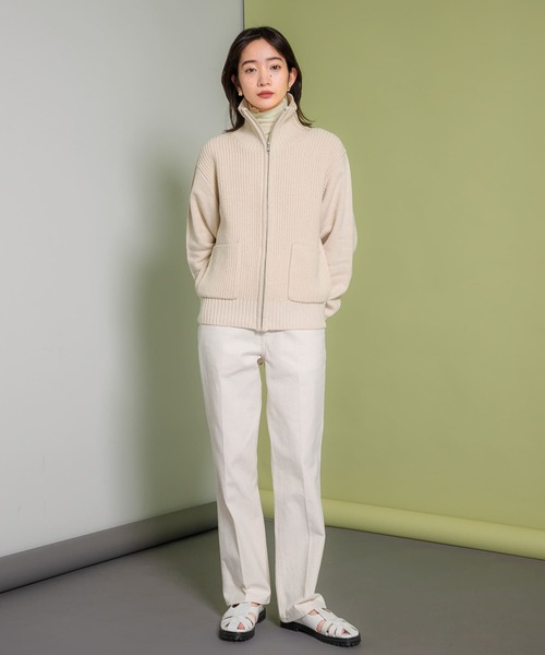 KBF(ケイビーエフ)の「スタンドカラーカーディガン(ニット/セーター・レディース・ピンク/ブルー系その他/ライトベージュ・ONE)」の8枚目の写真