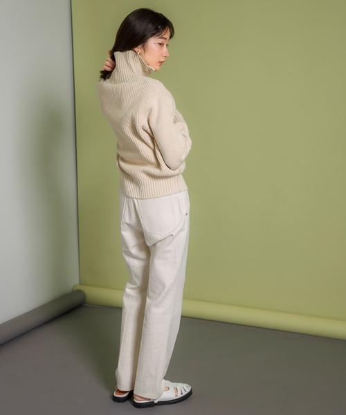 KBF(ケイビーエフ)の「スタンドカラーカーディガン(ニット/セーター・レディース・ピンク/ブルー系その他/ライトベージュ・ONE)」の10枚目の写真
