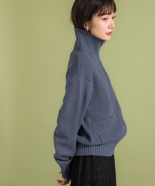 KBF(ケイビーエフ)の「スタンドカラーカーディガン(ニット/セーター・レディース・ピンク/ブルー系その他/ライトベージュ・ONE)」の12枚目の写真