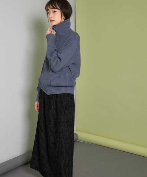 KBF(ケイビーエフ)の「スタンドカラーカーディガン(ニット/セーター・レディース・ピンク/ブルー系その他/ライトベージュ・ONE)」の14枚目の写真