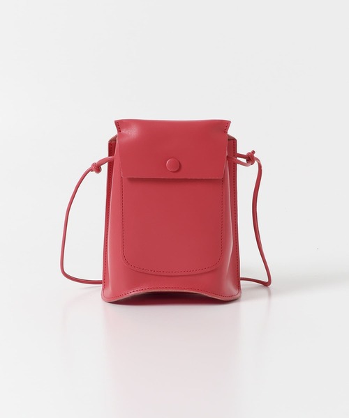 MARROW（マロウ）の「『別注』『Gina 2022Spring掲載』MARROW×URBAN RESEARCH　BENT POUCH（ショルダーバッグ・レディース・レッド・-）」の12枚目の写真