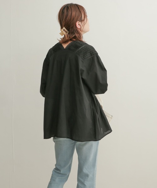 URBANRESEARCHDOORSピンタックレースブラウス