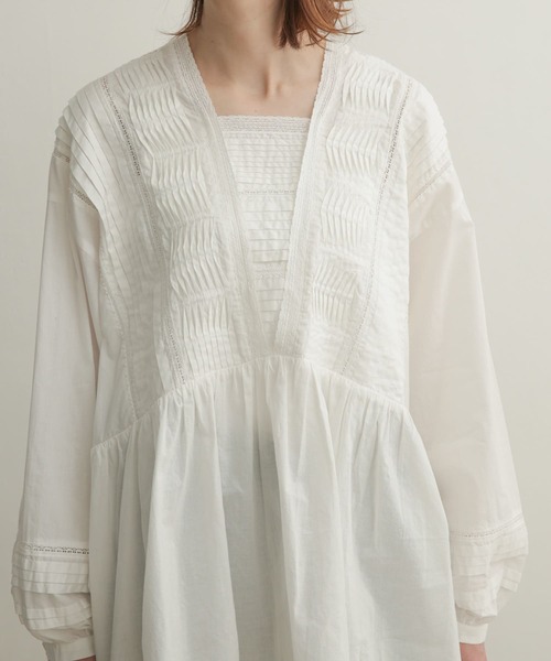 URBANRESEARCHDOORSピンタックレースブラウス