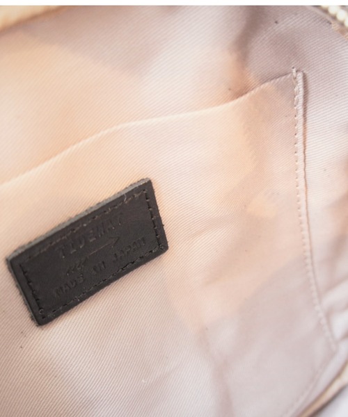 TIDEWAY(タイドウェイ)の「【TIDEWAY】ICY Shoulder Bag(ショルダーバッグ・レディース・ブラック/グレイッシュベージュ・FREE)」の5枚目の写真