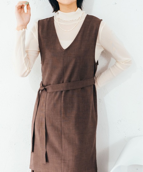 fupel(フぺル)の「ベルト付ジレ(SET UP)(ベスト・レディース・グレイッシュベージュ/グレイッシュブルー/ブラウン・FREE)」の17枚目の写真