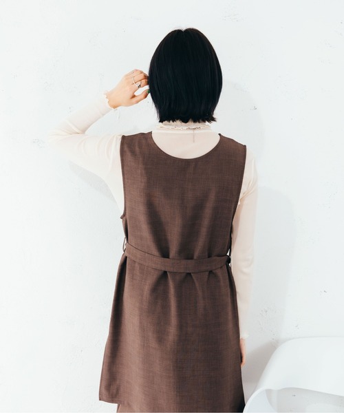 fupel(フぺル)の「ベルト付ジレ(SET UP)(ベスト・レディース・グレイッシュベージュ/グレイッシュブルー/ブラウン・FREE)」の22枚目の写真