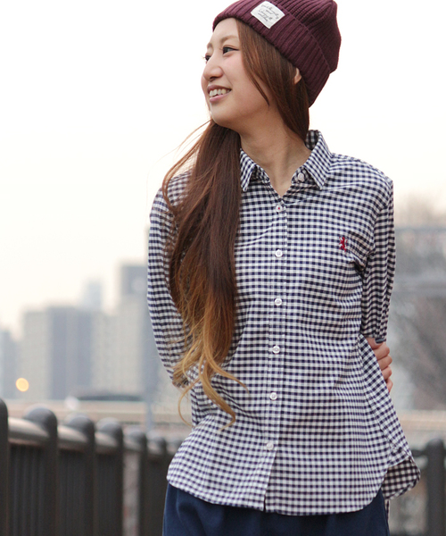 GIORDANO（ジョルダーノ）の「[GIORDANO]ライオン刺繍オックスシャツ（シャツ/ブラウス・レディース・ホワイト/ブルー/サックスブルー/ネイビー/ライトピンク/レッド/パープル系その他・SMALL/LARGE/MEDIUM）」の5枚目の写真