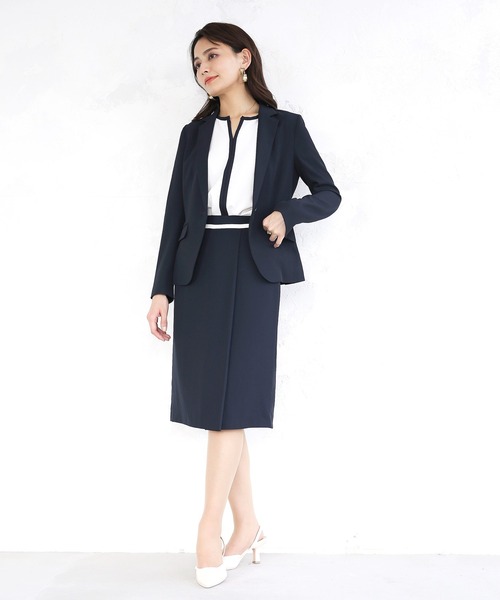 WHITE JOOLA（ホワイトジョーラ）の「【洗濯機で洗える＆防シワ】強撚ポリストレッチ・テーラードジャケット（テーラードジャケット・レディース・ベージュ/ネイビー/オフホワイト・11号/9号/7号）」の22枚目の写真