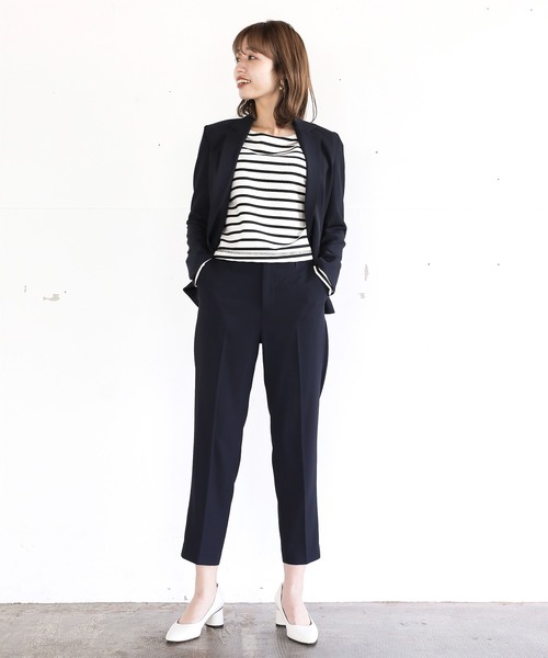 WHITE JOOLA（ホワイトジョーラ）の「【洗濯機で洗える＆防シワ】強撚ポリストレッチ・テーラードジャケット（テーラードジャケット・レディース・ベージュ/ネイビー/オフホワイト・11号/9号/7号）」の21枚目の写真