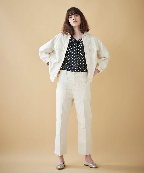 le.coeur blanc（ルクールブラン）の「バックサテンミリタリージャケット（ミリタリージャケット・レディース・アイボリー/カーキオリーブ・38）」の3枚目の写真