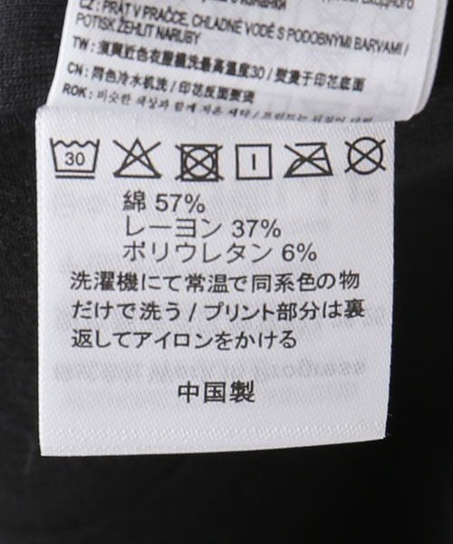 Charles Chaton（シャルルシャトン）の「CARHARTT WIP W SCRIPT RACER TANK（Tシャツ/カットソー・レディース・ブラック/ホワイト・X-SMALL/SMALL/MEDIUM）」の9枚目の写真