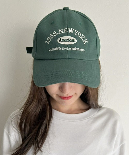 at12:03(アットイチニーゼロサン)の「英字刺繍 ベースボールキャップ(キャップ・レディース・ホワイト/ブラック/ベージュ/ネイビー/レッド/グリーン・FREE)」の17枚目の写真