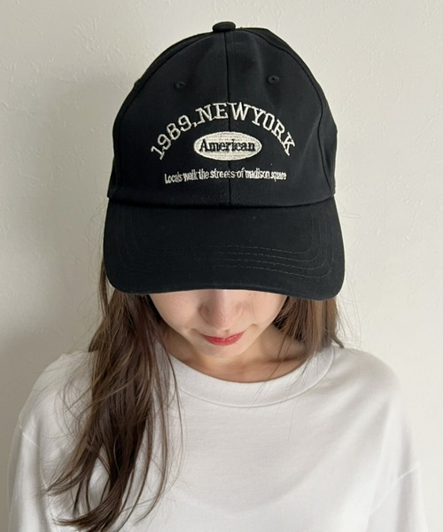 at12:03(アットイチニーゼロサン)の「英字刺繍 ベースボールキャップ(キャップ・レディース・ホワイト/ブラック/ベージュ/ネイビー/レッド/グリーン・FREE)」の19枚目の写真