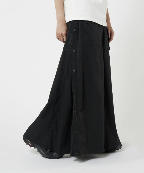 And A(アンドエー)の「Gramicci by F/CE. グラミチバイエフシーイー / F/CE x GRAMICCI WIDE TECH CULOTTE ワイドテックキュロット イージーパンツ(セットアップ) / GUP3-S3005(その他パンツ・メンズ・ブラック・MEDIUM/SMALL)」の8枚目の写真