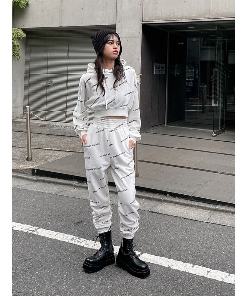 ENVYM(アンビー)の「オールロゴショートPO(Tシャツ/カットソー・レディース・ホワイト/ブラック・FREE)」の13枚目の写真