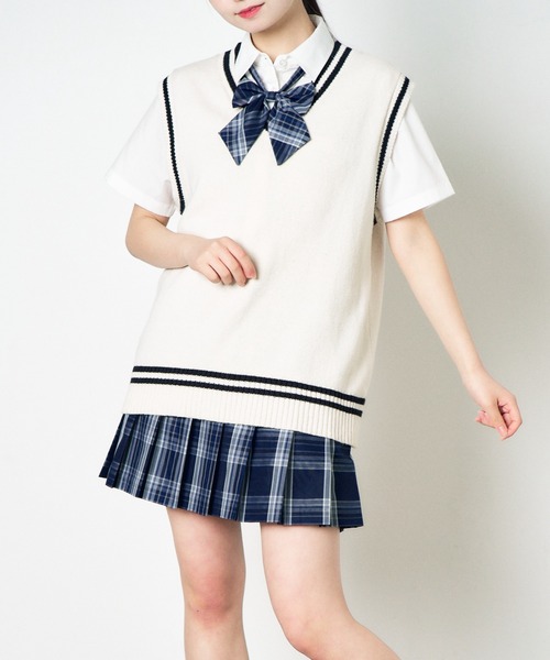 WEGO（ウィゴー）の「WEGO/【25年春夏新色】ラインスクールニットベスト（ベスト・レディース・ベージュ/ネイビー/オフホワイト/サックスブルー/マスタード/ライトピンク・FREE）」の7枚目の写真