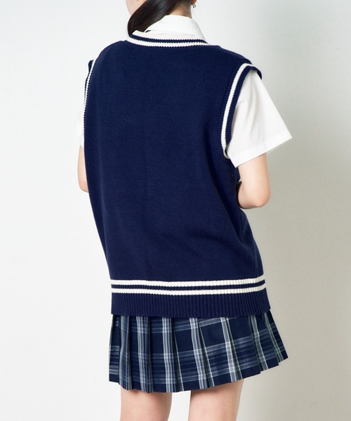 WEGO（ウィゴー）の「WEGO/【25年春夏新色】ラインスクールニットベスト（ベスト・レディース・ベージュ/ネイビー/オフホワイト/サックスブルー/マスタード/ライトピンク・FREE）」の20枚目の写真