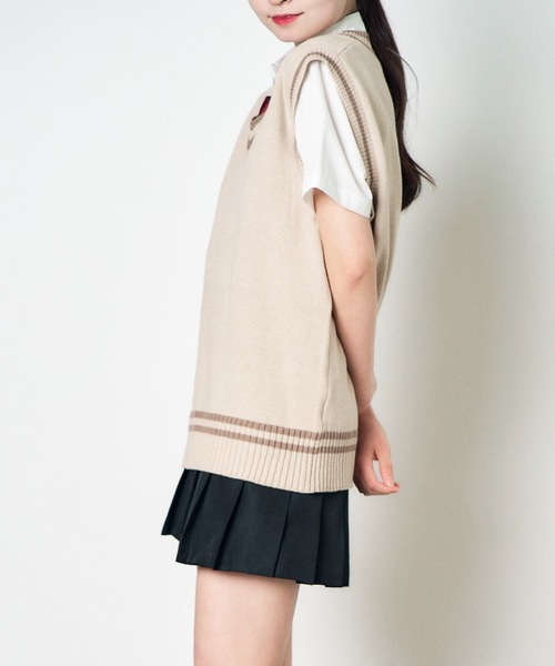 WEGO（ウィゴー）の「WEGO/【25年春夏新色】ラインスクールニットベスト（ベスト・レディース・ベージュ/ネイビー/オフホワイト/サックスブルー/マスタード/ライトピンク・FREE）」の13枚目の写真