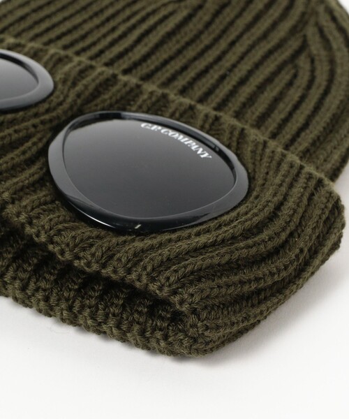 C.P. COMPANY(シーピーカンパニー)の「C.P. Company / Extra Fine Merino Wool Goggle Beanie(ニットキャップ/ビーニー・メンズ・ホワイト/ブラック/グリーン・ONE SIZE)」の5枚目の写真