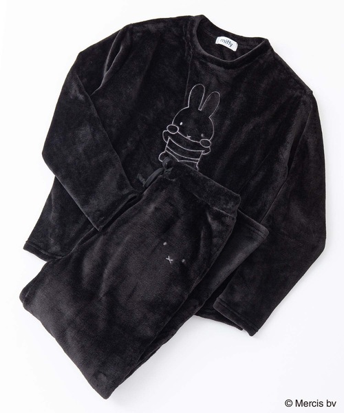 Miffy（ ミッフィー）の「【MIFFY/ミッフィー】別注　ボア　ルームウェア　セットアップ　上下セット（ルームウェア/パジャマ・メンズ・ベージュ系その他/ブラック/ホワイト系その他/ベージュ/チャコールグレー/グレー系その他/ブラック系その他/ホワイト/ブラック系その他3/ホワイト系その他3・LARGE/X-LARGE/MEDIUM）」の6枚目の写真