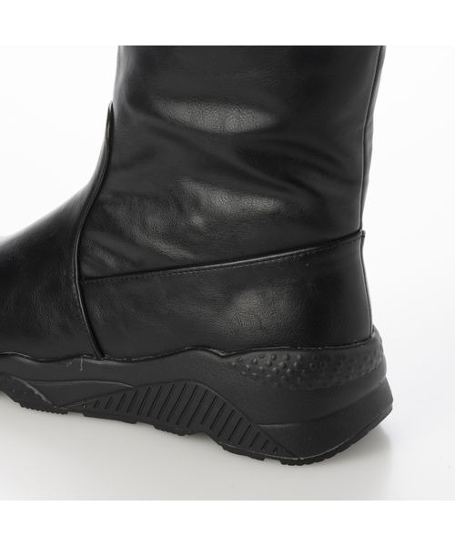 Fin（フィン）の「フェイクファー厚底スニーカーブーツ【低反発スポンジ入り】（ブーツ・レディース・ブラック/ベージュ/ブラック系その他・LL/S/M/L）」の5枚目の写真