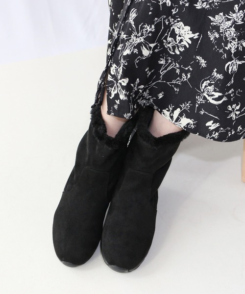 Fin（フィン）の「フェイクファー厚底スニーカーブーツ【低反発スポンジ入り】（ブーツ・レディース・ブラック/ベージュ/ブラック系その他・LL/S/M/L）」の12枚目の写真