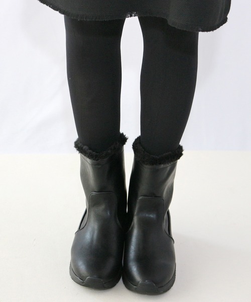 Fin（フィン）の「フェイクファー厚底スニーカーブーツ【低反発スポンジ入り】（ブーツ・レディース・ブラック/ベージュ/ブラック系その他・LL/S/M/L）」の14枚目の写真