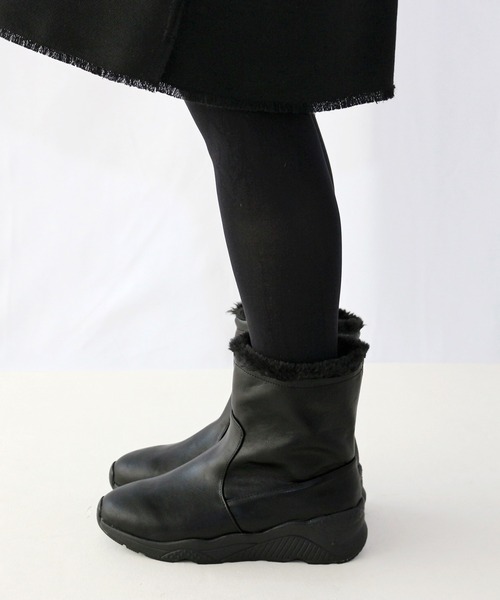 Fin（フィン）の「フェイクファー厚底スニーカーブーツ【低反発スポンジ入り】（ブーツ・レディース・ブラック/ベージュ/ブラック系その他・LL/S/M/L）」の16枚目の写真