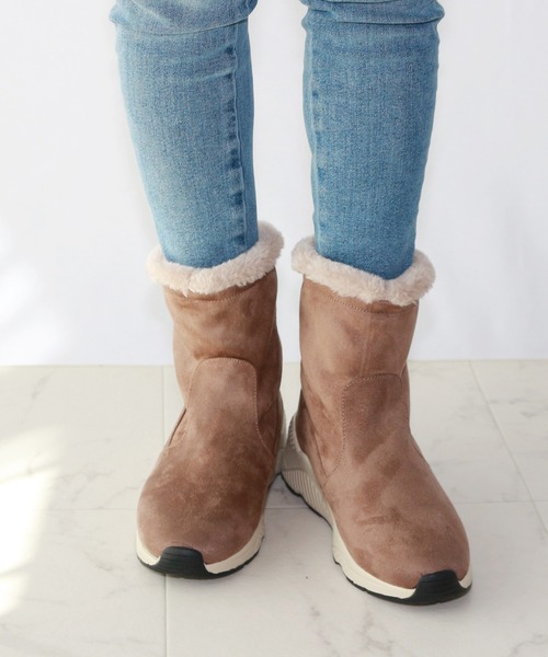 Fin（フィン）の「フェイクファー厚底スニーカーブーツ【低反発スポンジ入り】（ブーツ・レディース・ブラック/ベージュ/ブラック系その他・LL/S/M/L）」の19枚目の写真