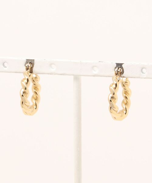 tone(トーン)の「【aussi/オッスィー】2way twist hoop パール ピアス(ニッケルフリー)(ピアス(両耳用)・レディース・ゴールド/シルバー・FREE)」の3枚目の写真