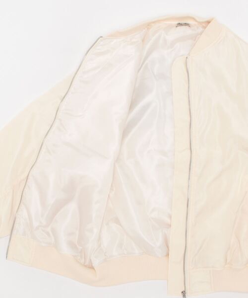 SPINNS(スピンズ)の「【マルチWAY】MA-1肩ジップジャケット/ベスト(MA-1・レディース・アイボリー/カーキ/ブラック・ONESIZE)」の6枚目の写真