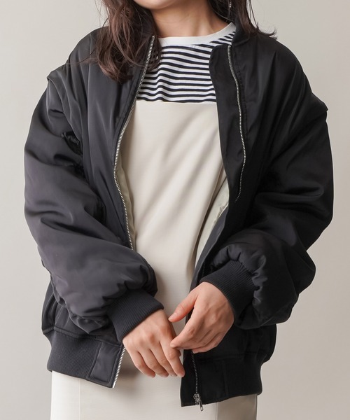 SPINNS(スピンズ)の「【マルチWAY】MA-1肩ジップジャケット/ベスト(MA-1・レディース・アイボリー/カーキ/ブラック・ONESIZE)」の7枚目の写真