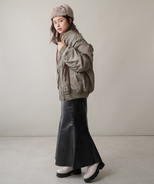 SPINNS(スピンズ)の「【マルチWAY】MA-1肩ジップジャケット/ベスト(MA-1・レディース・アイボリー/カーキ/ブラック・ONESIZE)」の10枚目の写真