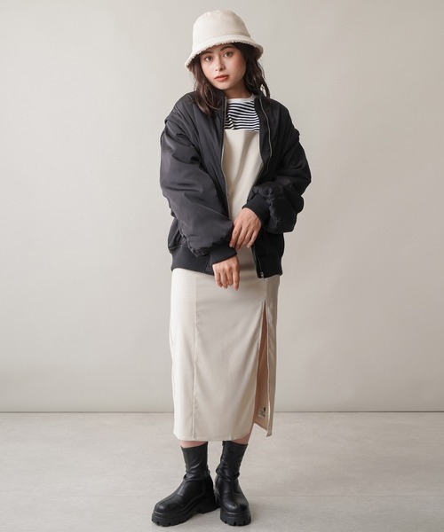 SPINNS(スピンズ)の「【マルチWAY】MA-1肩ジップジャケット/ベスト(MA-1・レディース・アイボリー/カーキ/ブラック・ONESIZE)」の16枚目の写真