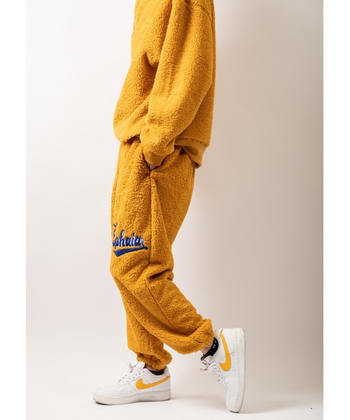 Beno（ビーノ）の「シルキーボア サガラ刺繍レターロゴ ワイドジョガーパンツ（スウェットパンツ・メンズ・グリーン/イエロー/オフホワイト/ピンクベージュ/ブラック・L/M）」の14枚目の写真