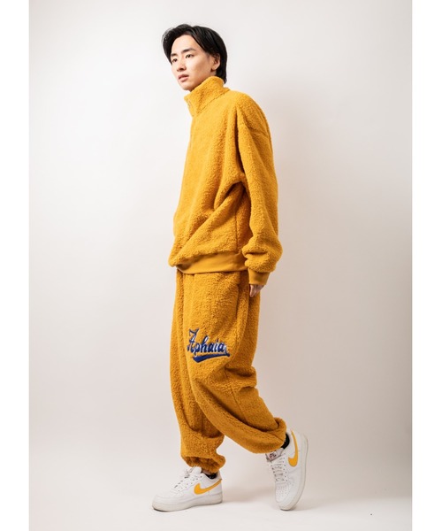 Beno（ビーノ）の「シルキーボア サガラ刺繍レターロゴ ワイドジョガーパンツ（スウェットパンツ・メンズ・グリーン/イエロー/オフホワイト/ピンクベージュ/ブラック・L/M）」の16枚目の写真