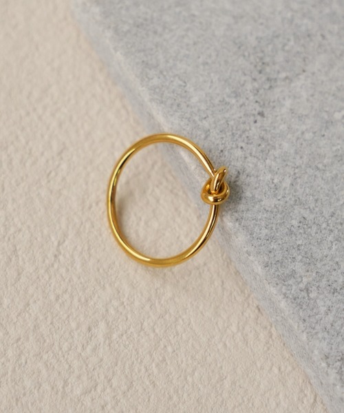 IAMUSE（アイアミューズ）の「金属アレルギー対応　ノットモチーフリング S0830【IAMUSE】（リング・レディース・ゴールド・9号/11号/13号）」の8枚目の写真