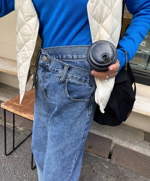 ISOOK（アイスー）の「Waist design loose denims / ウエスト