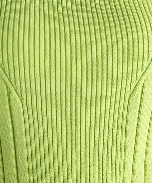 PAGEBOY(ページボーイ)の「スクエアネックニットタンク(タンクトップ・レディース・ブラック/オフホワイト/チャコールグレー/イエロー/ミント/ターコイズブルー/ピンク/マスタード/オレンジ系・FREE)」の19枚目の写真